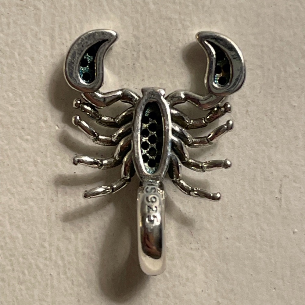 Bracelet Charm Scorpion with Black Rhinestones - Picture 6 of 8